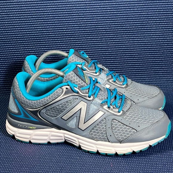 New Balance Women’s 560 V6 W560LG6 Gray Running Shoes Size 9.5 - Picture 2 of 9